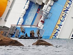 Официально подтвердилась гибель 25 пассажиров Costa Concordia