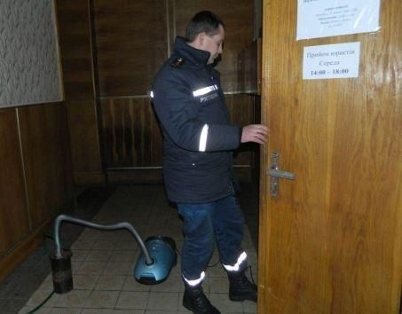 Винницкий офис "Фронта змін" закрыли из-за ртути Винницкий офис "Фронта змін" закрыли из-за ртути