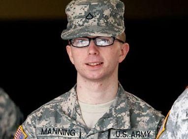 В США начался суд над информатором WikiLeaks - 23 февраля 2012 - Телеканал новин 24 В США начался суд над информатором WikiLeaks - 23 февраля 2012 - Телеканал новин 24