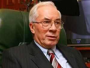 Янукович: Азаров повинен пахати Янукович: Азаров повинен пахати