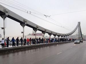 В Москве началась акция "Большой белый круг"