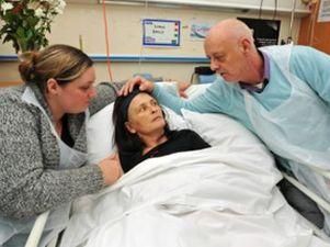 Жінка прийшла до тями після констатації лікарями смерті Жінка прийшла до тями після констатації лікарями смерті