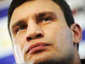 Віталій Кличко: Облити водою Чізора насправді намагався мене