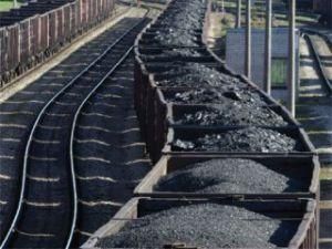 В Луганской области сошел с рельсов вагон с углем В Луганской области сошел с рельсов вагон с углем