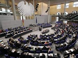 В Германии обсуждают помощь для Греции. Народ - против В Германии обсуждают помощь для Греции. Народ - против