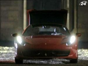 Ferrari 458 Spider - первый суперкар с металлической складывающейся крышей Ferrari 458 Spider - первый суперкар с металлической складывающейся крышей