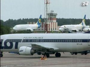 Украина введет режим "открытого неба" на период Евро-2012 Украина введет режим "открытого неба" на период Евро-2012