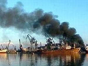 Один человек погиб в пожаре на танкере в Каспийском море Один человек погиб в пожаре на танкере в Каспийском море