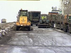 Столичні шосе ще не готові до Євро-2012 Столичні шосе ще не готові до Євро-2012