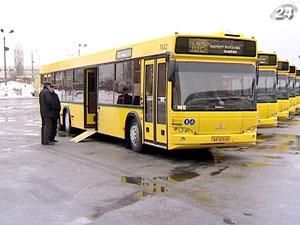 Столицею курсуватимуть 100 автобусів та тролейбусів з пандусами
