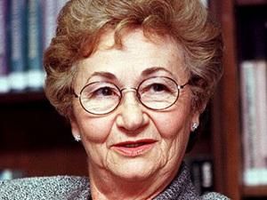 Умерла старшая сестра Фиделя Кастро Умерла старшая сестра Фиделя Кастро