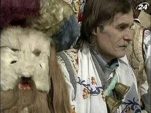 В Румынии языческими ритуалами встретили весну В Румынии языческими ритуалами встретили весну