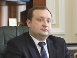 Арбузов прогнозирует позитивную ситуацию в 2012 году