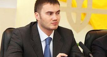 Ex.ua просит поблагодарить Януковича-младшего