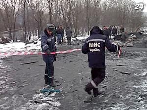 На Донетчине шесть горняков ищут на 200-метровой глубине На Донетчине шесть горняков ищут на 200-метровой глубине