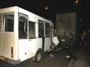 Аварія в Миколаєві. Постраждало 9 осіб Аварія в Миколаєві. Постраждало 9 осіб