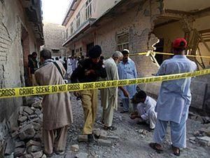 В Пакистані підірвали мечеть: понад 20 загиблих