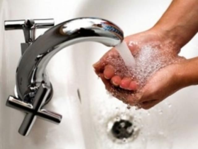 Фахівці виявили, де в Україні найдешевша вода, а де - найдорожча Фахівці виявили, де в Україні найдешевша вода, а де - найдорожча