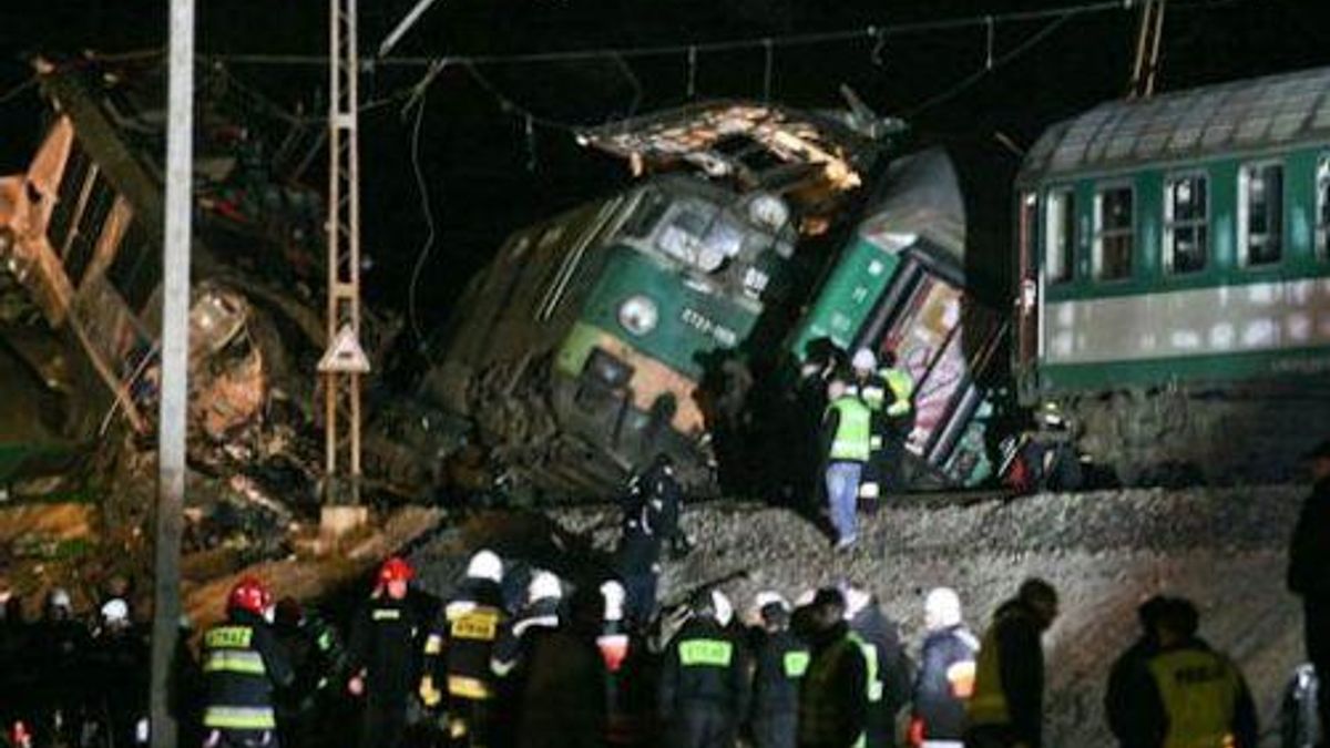 Шестеро украинцев пострадали в железнодорожной катастрофе в Польше
