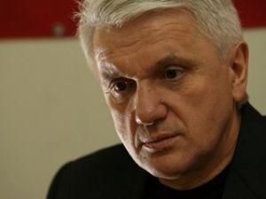 Литвин: Президент имеет право самостоятельно определять формат встречи с представителями фракций