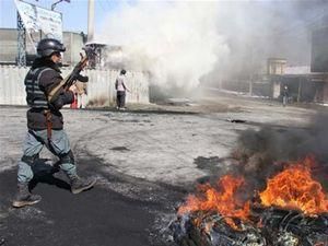 Терорист-смертник підірвав американську базу в Афганістані Терорист-смертник підірвав американську базу в Афганістані