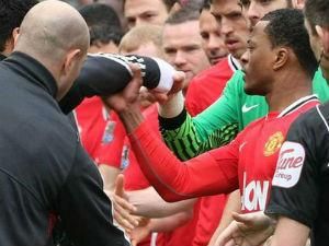 Британским спортсменам советуют держать руки при себе Британским спортсменам советуют держать руки при себе