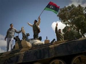 Восточная Ливия объявила об автономии