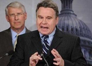 Гельсінська комісія США: Україна сповзає в авторитаризм Гельсінська комісія США: Україна сповзає в авторитаризм