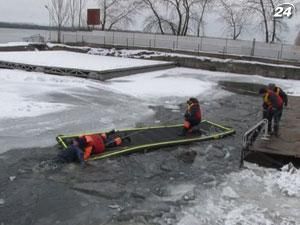 Спасатели провели тренировку на воде