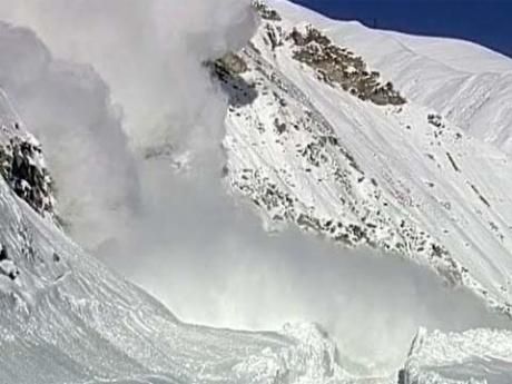 В Крыму сошли две лавины В Крыму сошли две лавины