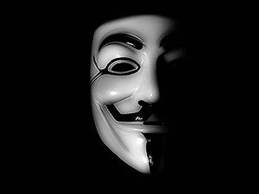 Хакери з Anonymous зламали сайт Ватикану Хакери з Anonymous зламали сайт Ватикану