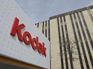 Американський суд заборонив компанії Apple судитися із Kodak