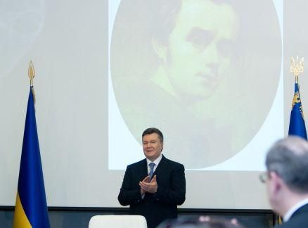 Янукович хоче, аби 2014 став всесвітнім роком Шевченка
