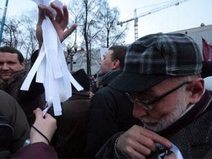 Оппозиция на митинге в Москве озвучила свои требования