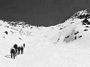 На Эльбрусе возобновили поиски украинского альпиниста На Эльбрусе возобновили поиски украинского альпиниста