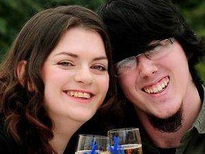 Переможець лотереї подарував другові мільйон, а матері - жодної копійки Переможець лотереї подарував другові мільйон, а матері - жодної копійки