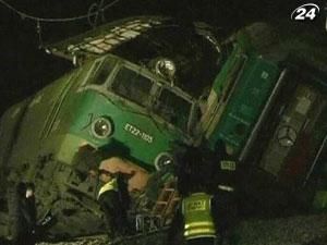 У Польщі виписали українців, які постраждали в зіткненні потягів У Польщі виписали українців, які постраждали в зіткненні потягів