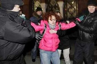 Белорусская милиция задержала шведских журналистов Белорусская милиция задержала шведских журналистов