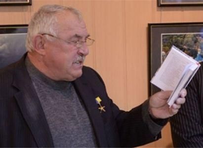 Улюблений поет Януковича став депутатом Улюблений поет Януковича став депутатом