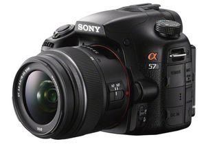 Sony представила нову дзеркалку Sony представила нову дзеркалку