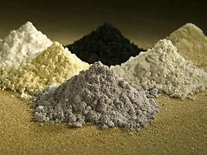 ЕС, США и Япония жалуются на Китай ЕС, США и Япония жалуются на Китай