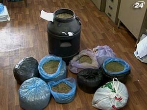 На Луганщині правоохоронці виявили 200 кг марихуани 