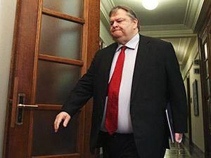 Министр финансов Греции ушел в отставку Министр финансов Греции ушел в отставку