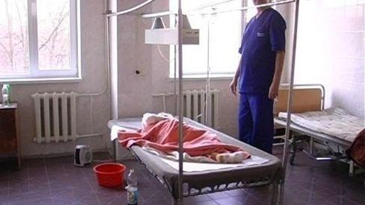 Спалену в Миколаєві дівчину перевели на штучне дихання