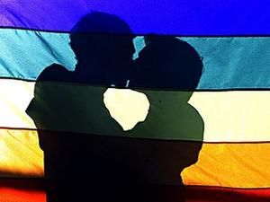 В Великобритании начали думать над однополыми браками В Великобритании начали думать над однополыми браками