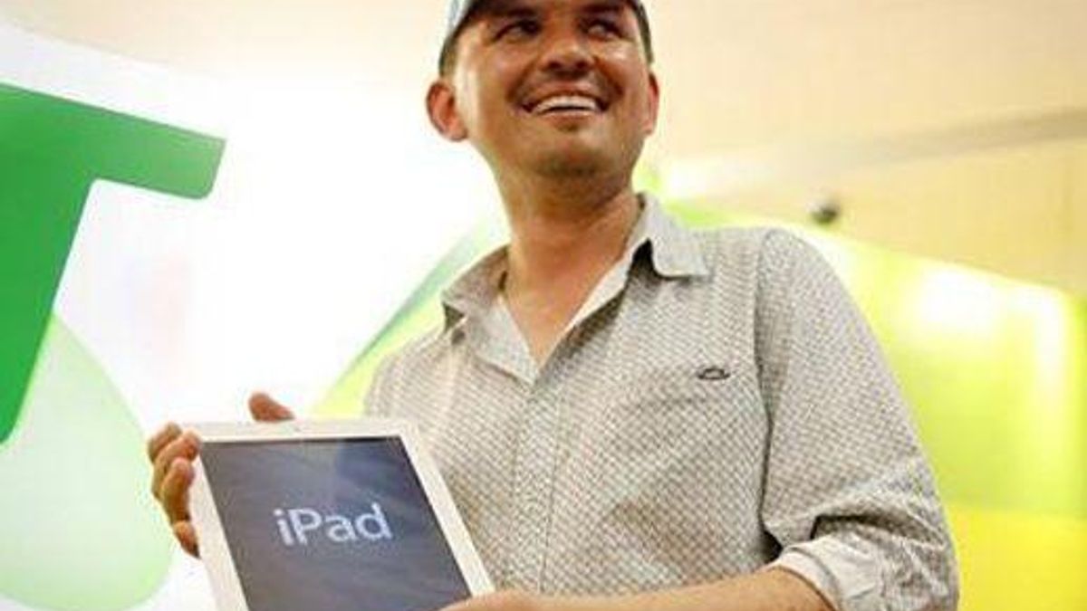 Первым владельцем нового iPad стал австралиец Тарасенко