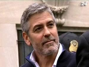 Джорджа Клуні заарештували за участь в акції протесту у Вашингтоні