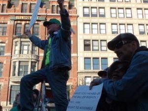 В Нью-Йорке отмечают юбилей движения "Захвати Уолл-стрит" 