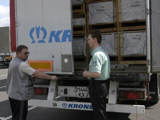 "Зеркало недели": Правительство планирует отменить таможенные льготы "Зеркало недели": Правительство планирует отменить таможенные льготы