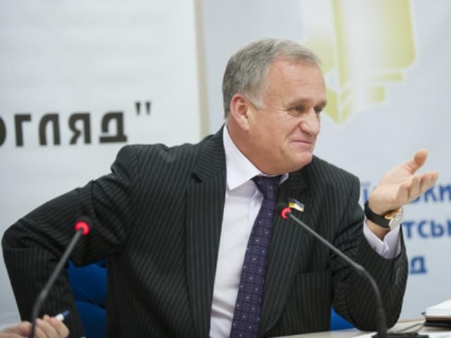 Сухой: Власть не может обеспечить украинцев работой Сухой: Власть не может обеспечить украинцев работой